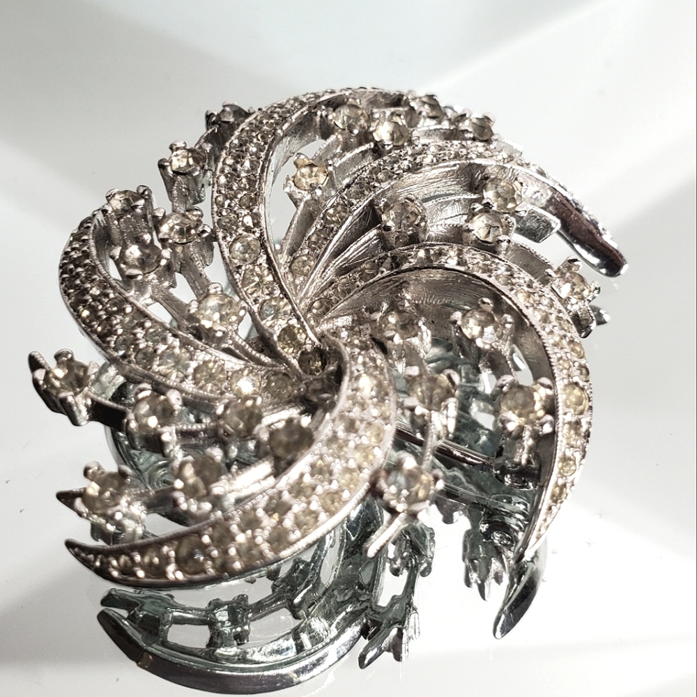 Spectacular Sparkling PANETTA Vintage Starburst Brooch - Picture 4 of 6